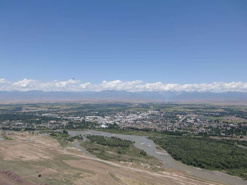 尼勒克小镇
